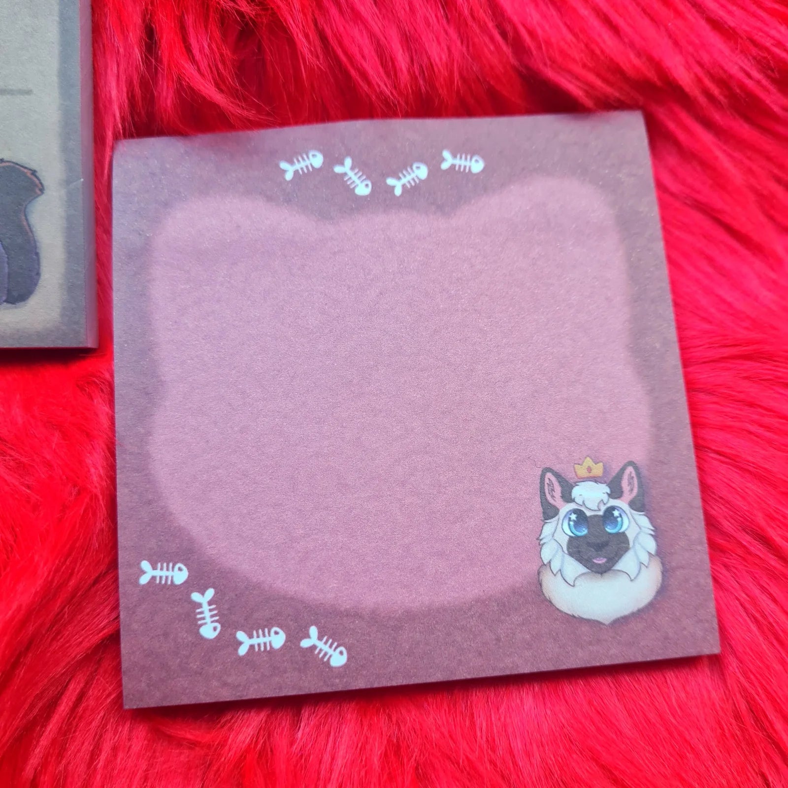 Muistilaput liimapinnalla