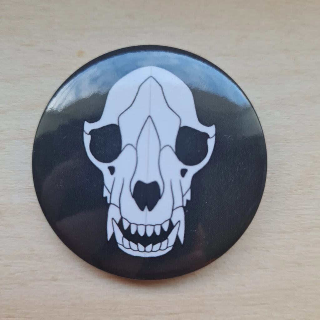 Kissa / Koira / Lehmä kallo, pinssi