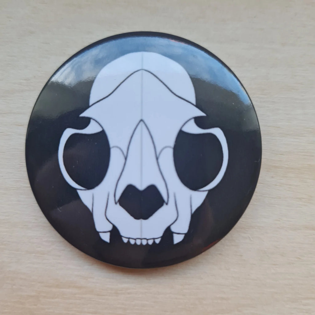 Kissa / Koira / Lehmä kallo, pinssi